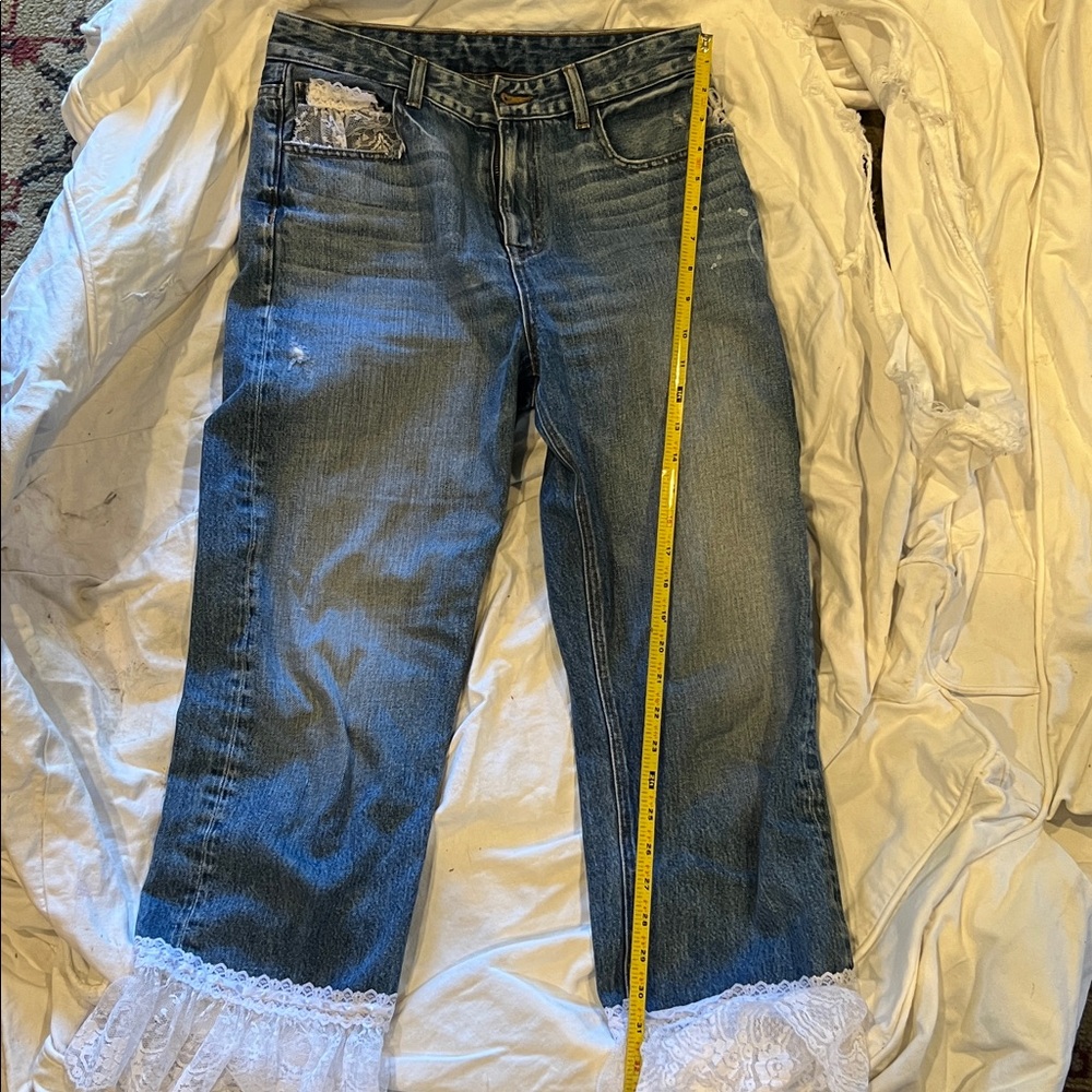 Coquette Lace Ruffle Cropped Designer Denim Jeans, SZ 28 - Picture 6 of 8